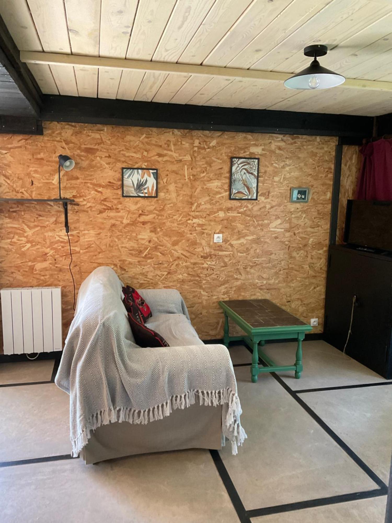 Les Gites De La Fabrique Roscanvel Habitación foto